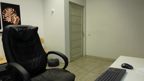 CHARLES DREAMS online show from 03.13.26