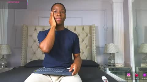 Snapshot of charlesbrown_ chatting on 05.02.26 charlesbrown_ online show from 05.02.26