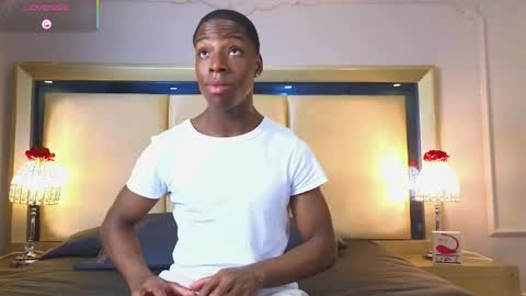 Snapshot of charlesbrown_ chatting on 05.17.26 charlesbrown_ online show from 05.17.26