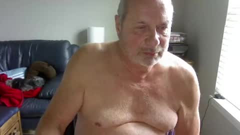 Snapshot of charlesx30 chatting on 02.21.26 Charles online show from 02.21.26