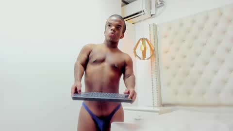 Snapshot of charlie_walkerr chatting on 04.28.26 charlie_walkerr online show from 04.28.26