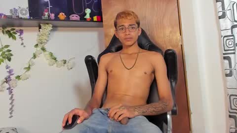 Charles Russo online show from 02.17.25