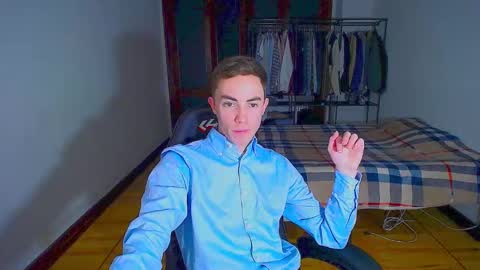 Snapshot of charlieseyer chatting on 01.30.25 carlos reyes online show from 01.30.25