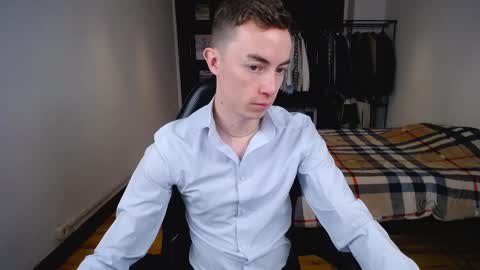 Snapshot of charlieseyer chatting on 03.06.25 carlos reyes online show from 03.06.25