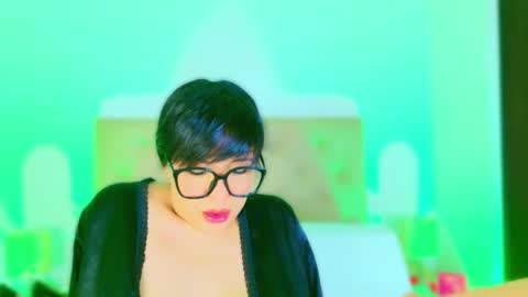 Charloott Evans online show from 10.01.25