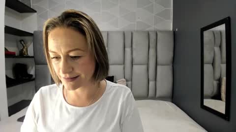 Charlot milf online show from 03.31.26