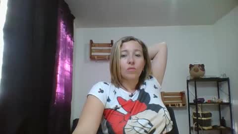 Snapshot of charlot_ponze chatting on 12.16.24 charlott online show from 12.16.24