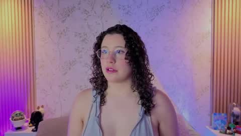Snapshot of charlote__miller chatting on 05.13.26 You honey online show from 05.13.26