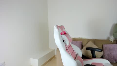    online show from 01.21.25