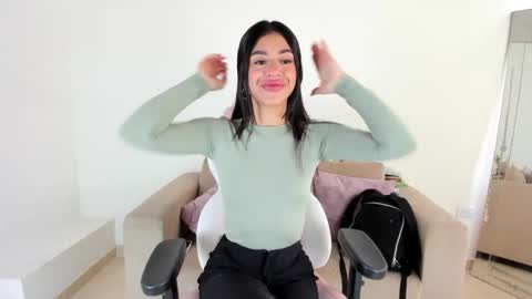    online show from 02.09.25