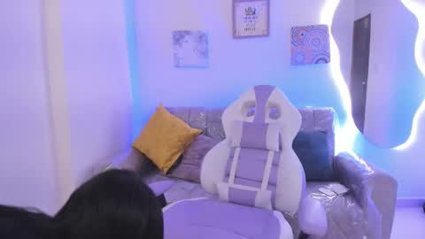    online show from 09.25.25