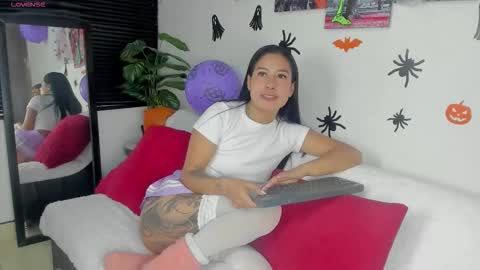 charlote_ross online show from 10.22.25