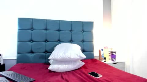 Charlott online show from 12.18.25