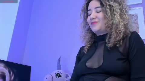 Snapshot of charlotte1117 chatting on 05.30.26 Char 3 online show from 05.30.26