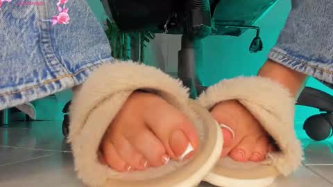 charlotte  grey online show from 02.18.26