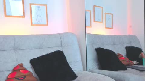 Snapshot of charlotte_copper chatting on 02.27.26 Charlotte online show from 02.27.26