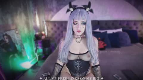 Charlotte online show from 09.27.25