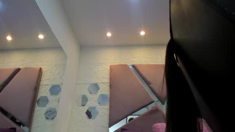 Charlotte Icee online show from 12.29.24