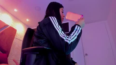 Charlotte Icee online show from 02.28.25