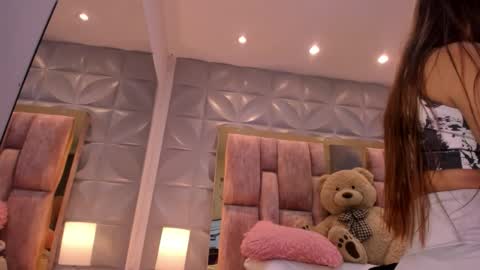 Charlotte Icee online show from 03.23.26