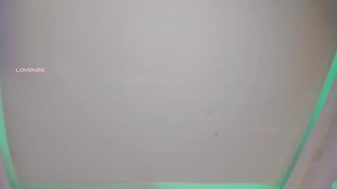 Snapshot of charlotte_line chatting on 10.10.25 charlotte_line online show from 10.10.25