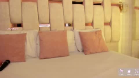 Snapshot of charlotte_line chatting on 10.15.25 charlotte_line online show from 10.15.25