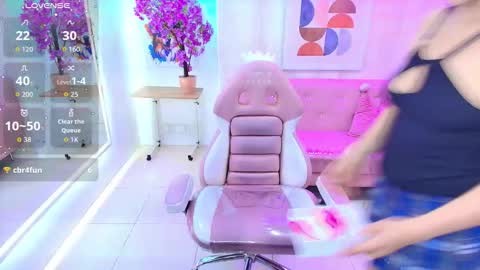 charlotte_milleers online show from 01.07.26