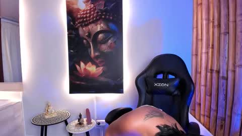 CHARLOTTE  online show from 10.17.25