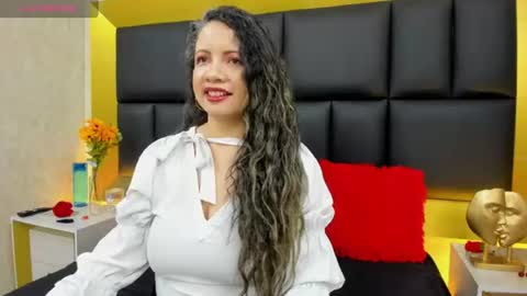 Snapshot of charlotte_monnroe chatting on 07.30.26 charlotte_monnroe online show from 07.30.26