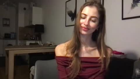 Charlotte Roche online show from 02.24.25