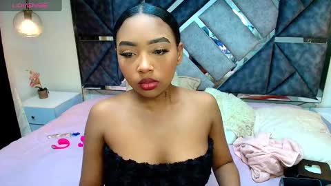 charlotte_walker1 online show from 09.24.25