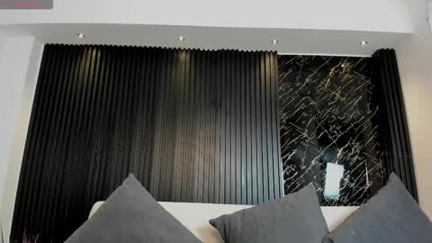 Charlotte  Everyday From 0700 to 1300 Col Time online show from 09.26.25