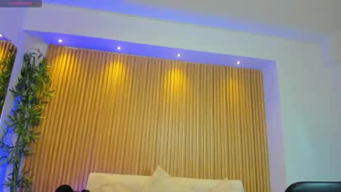 Charlotte  Everyday From 0700 to 1300 Col Time online show from 10.02.25