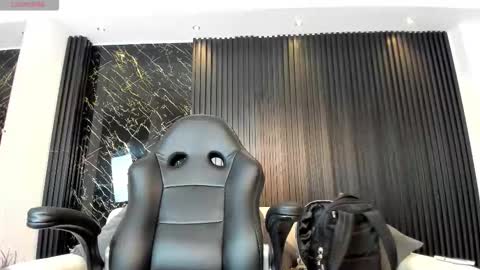 Charlotte  Everyday From 0700 to 1300 Col Time online show from 10.21.25