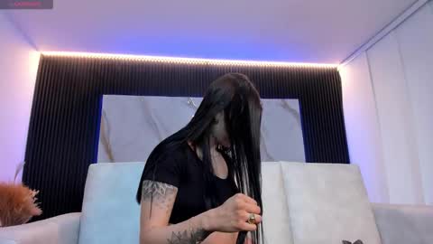 Charlotte  Everyday From 0700 to 1300 Col Time online show from 11.25.25