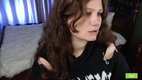 Snapshot of charlotte_wow chatting on 06.26.26 Charlotte online show from 06.26.26