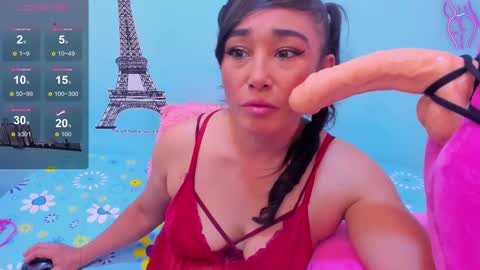 Charlotte  online show from 02.21.25