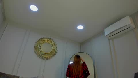 charlottebrownn_ online show from 09.24.25