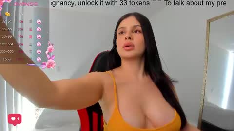 Snapshot of charlottecamgirls chatting on 06.10.26 Katherine online show from 06.10.26