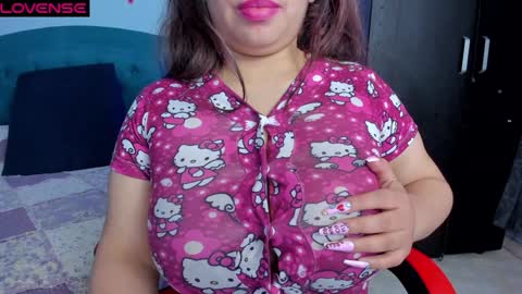 Snapshot of charlottee_lovee69 chatting on 01.14.25 Natalia online show from 01.14.25