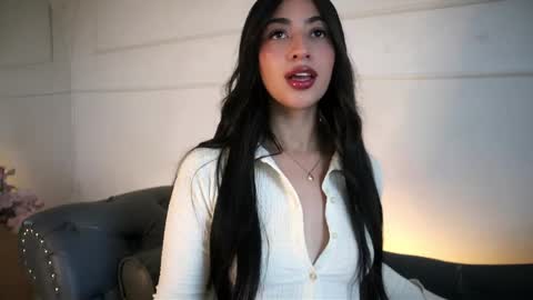 Snapshot of charlotterusso chatting on 06.01.26 Lauren Rus online show from 06.01.26
