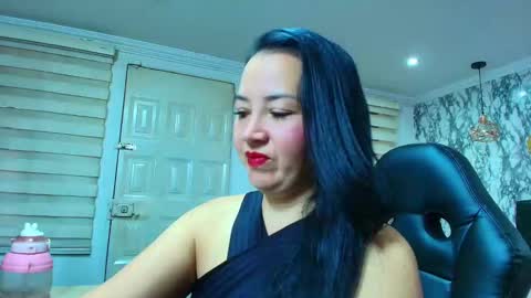 Charlotte  Schmidt online show from 09.15.25