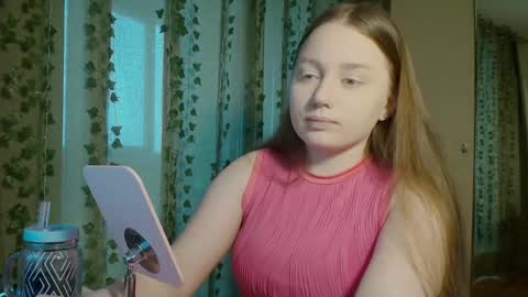 Snapshot of charlottewip chatting on 02.15.25 Kira online show from 02.15.25