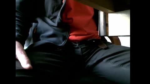 charly052 online show from 02.28.25