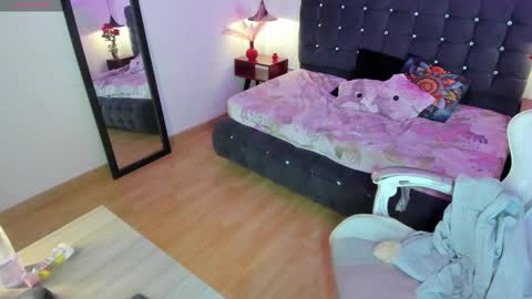 Charly online show from 10.03.25