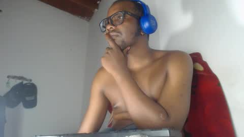 charly_vergonti_ online show from 09.15.25