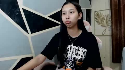 Charm online show from 12.22.25