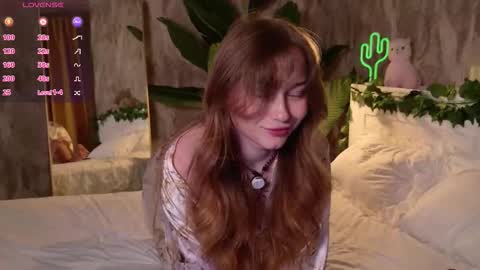 Snapshot of charming_lilly chatting on 10.24.25 Lissa online show from 10.24.25