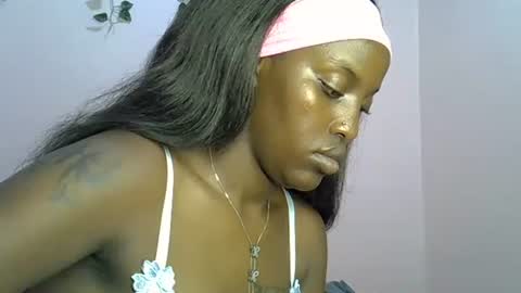 Snapshot of charmingdime chatting on 03.10.26 charmingdime online show from 03.10.26