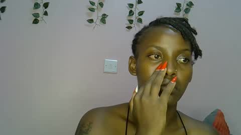 Snapshot of charmingdime chatting on 04.02.26 charmingdime online show from 04.02.26